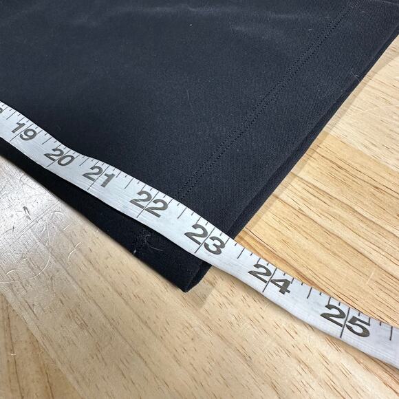 Lululemon On The Fly Crop Woven 23" Black Women's Size 4 Good Used Condition - Picture 9 of 9